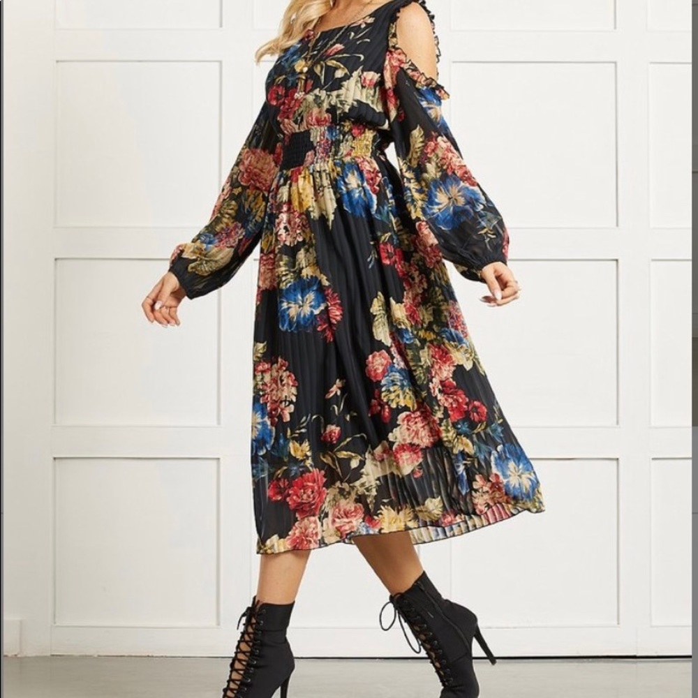Suzanne Betro cold shoulder dress